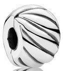 Pandora Charms Mod. Polished Feathered Clip